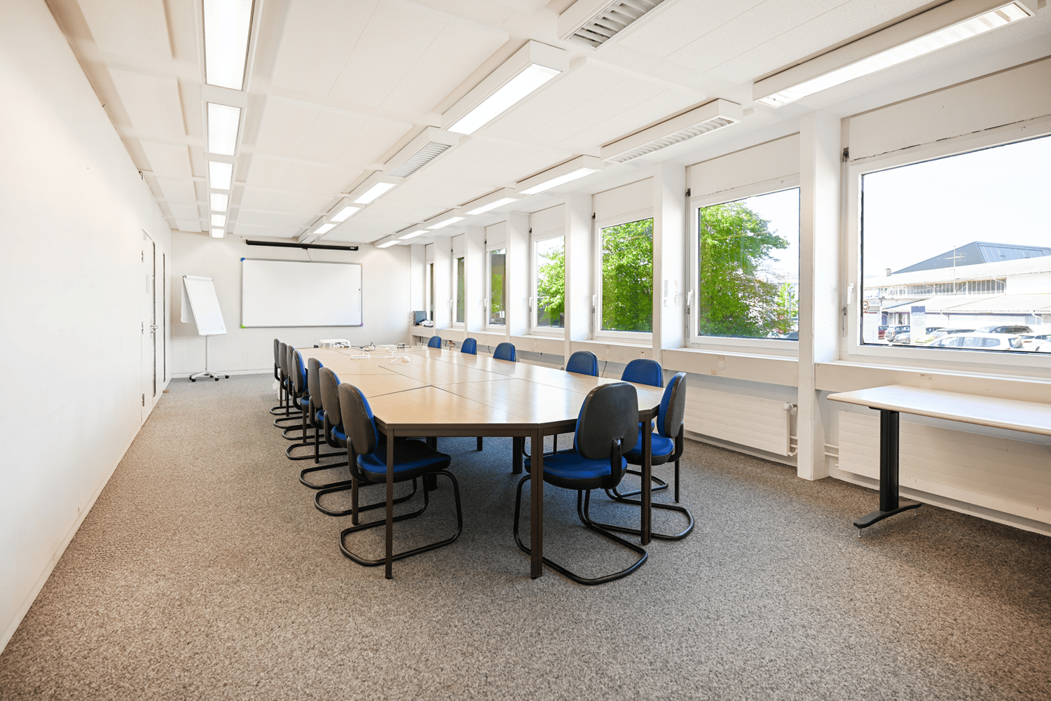 803m² office, photo 2 of 7