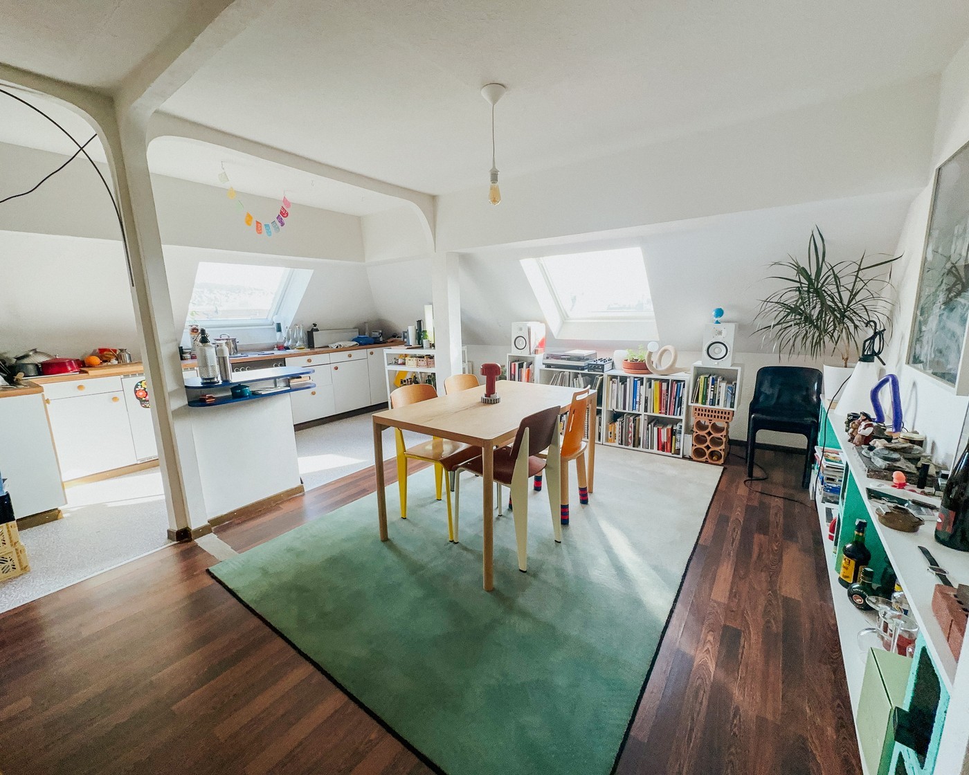 3 rooms apartment, photo 1 of 9