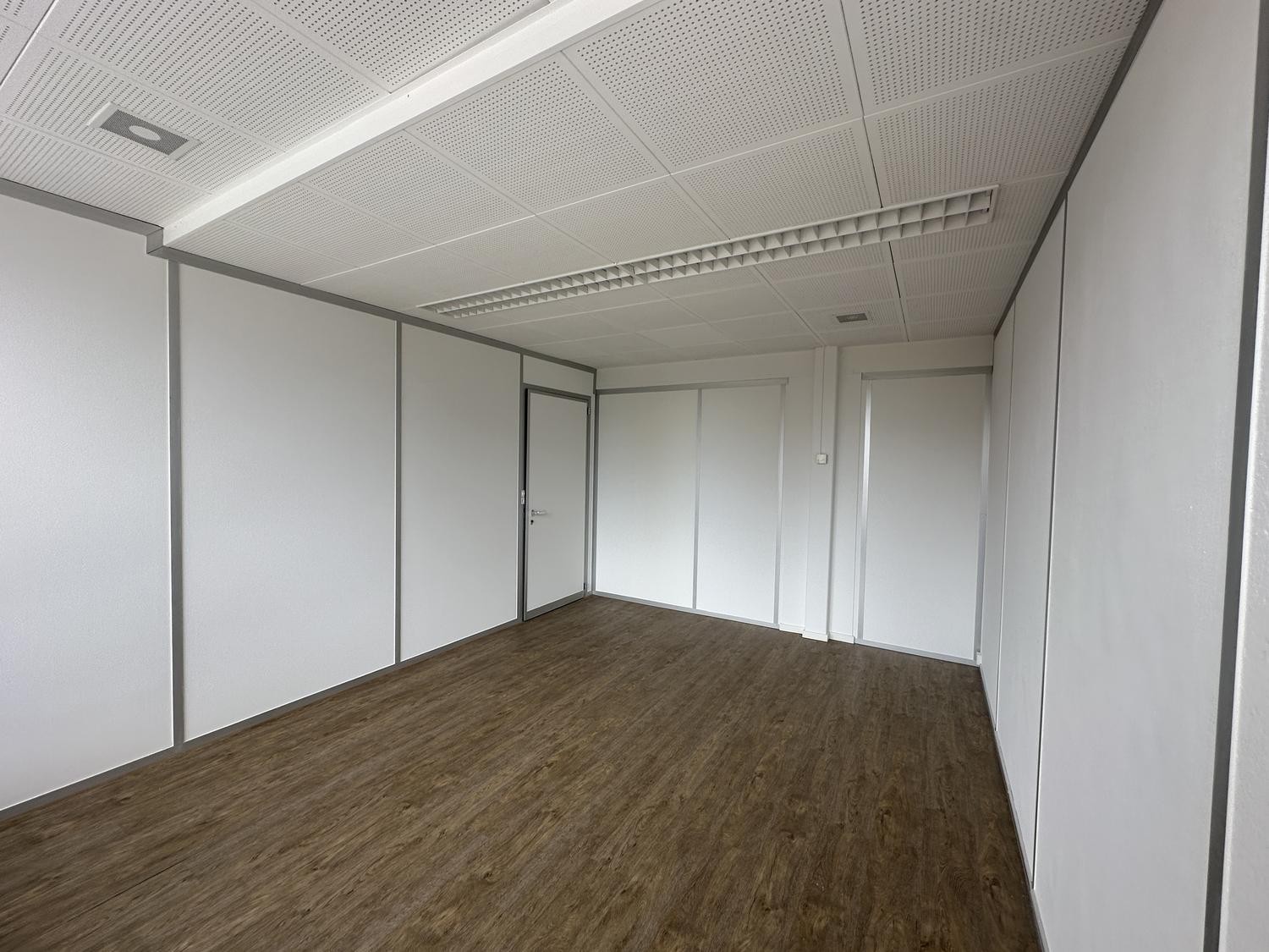 19m² office, photo 2 of 7