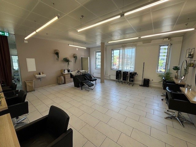154m² shop, photo 4 of 7