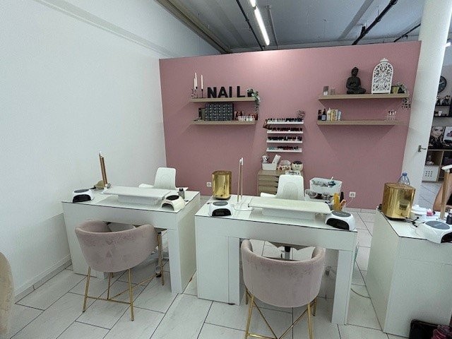 154m² shop, photo 6 of 7