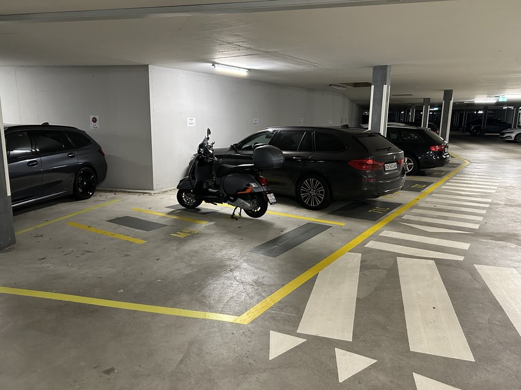 Covered bike parking, photo 5 of 6