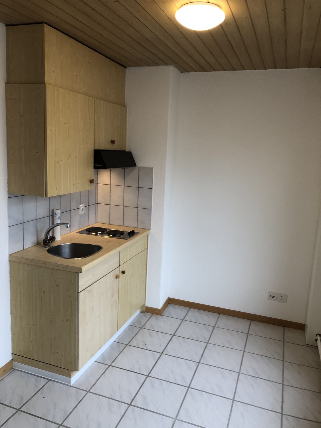 1 room apartment, photo 1 of 7