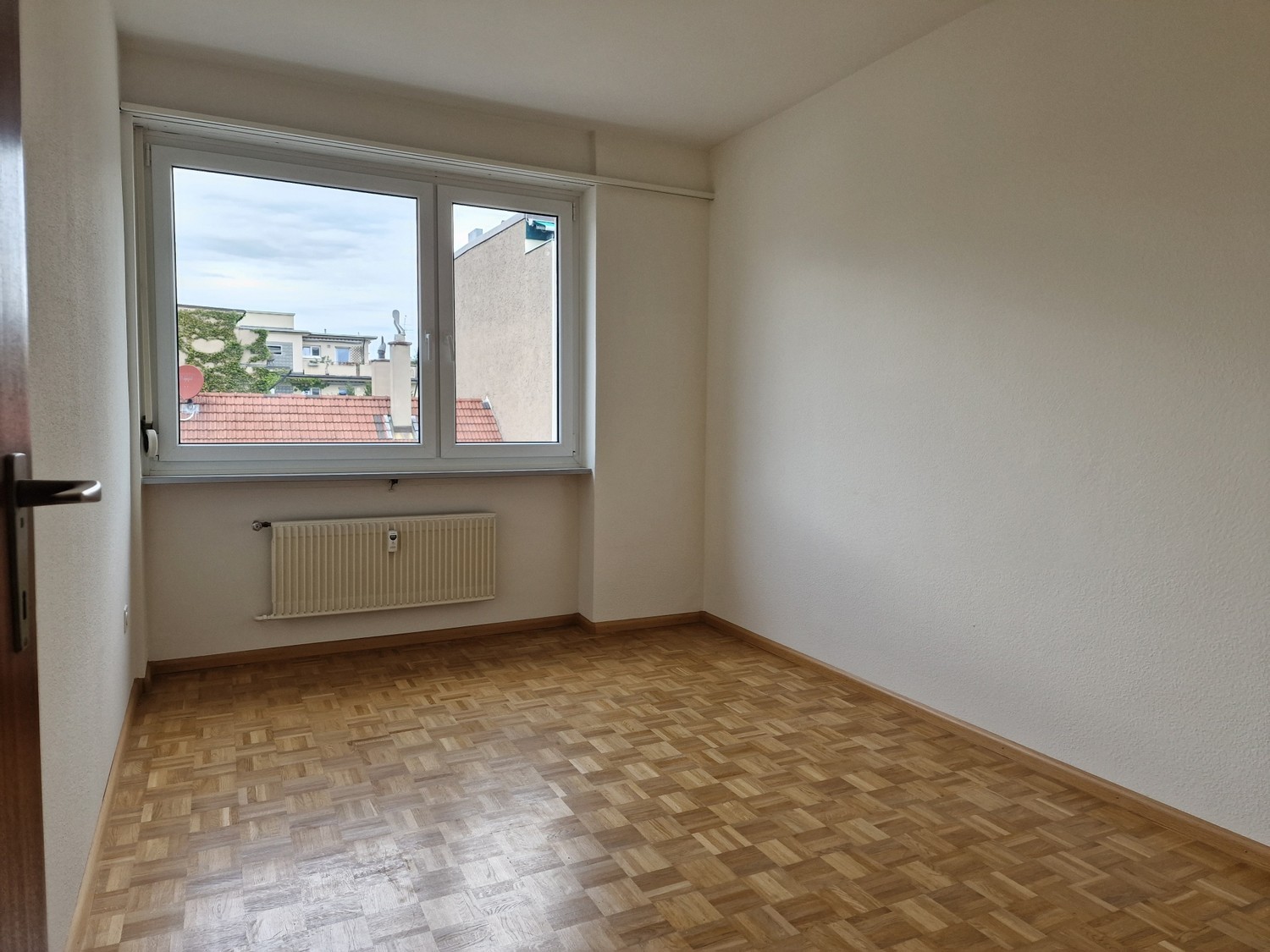 4 rooms apartment, photo 3 of 8