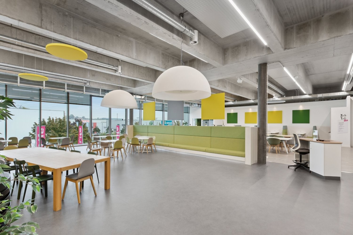 726m² living / commercial building, photo 4 of 6