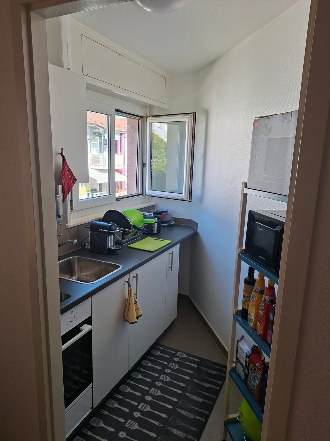 2 rooms furnished flat, photo 3 of 4