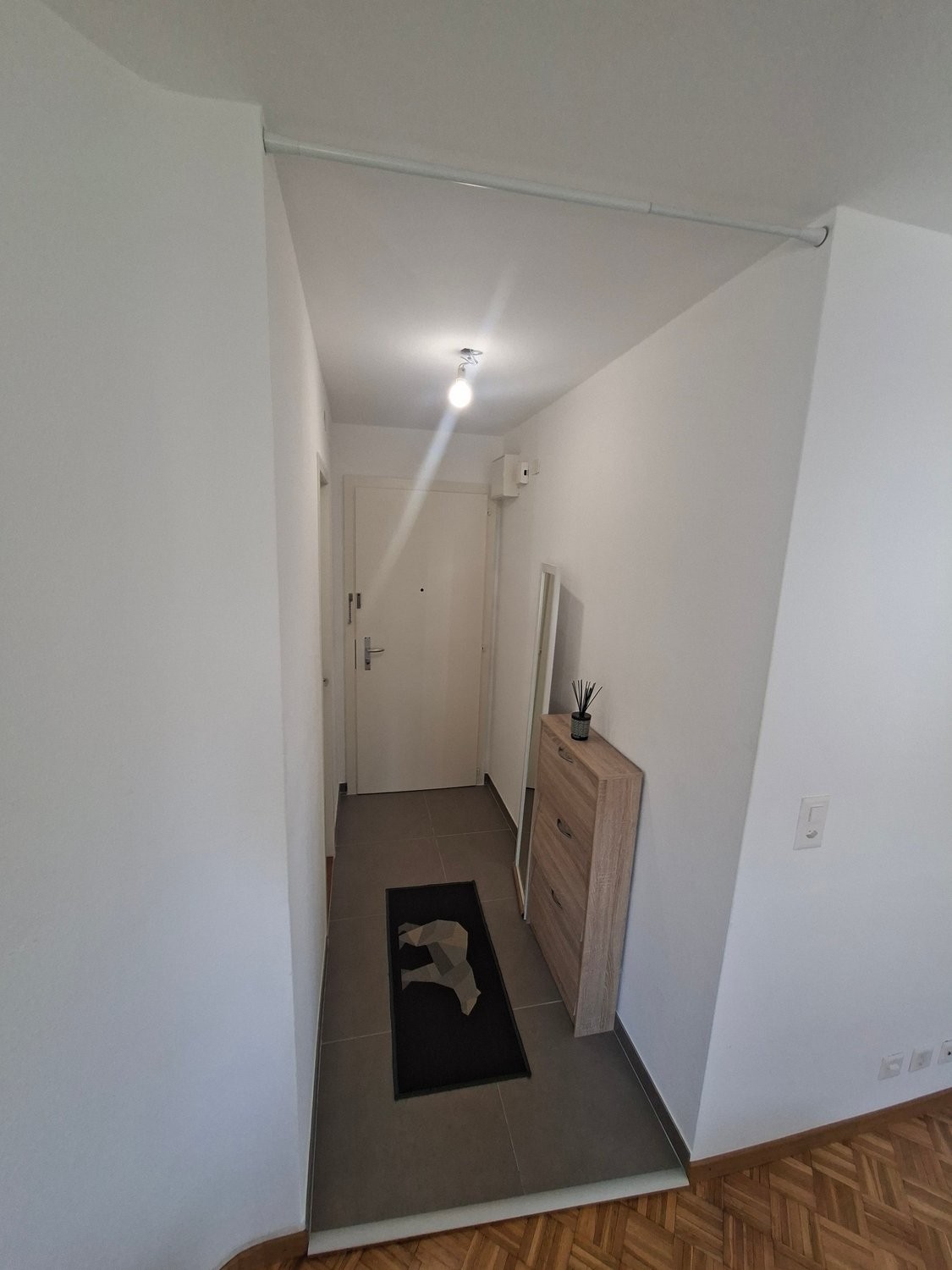 2 rooms furnished flat, photo 2 of 4