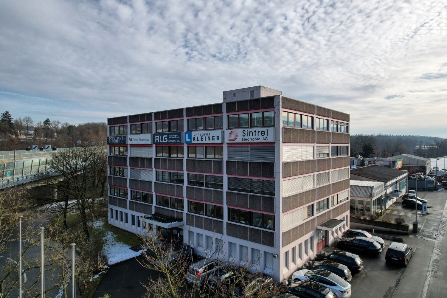 40m² commercial