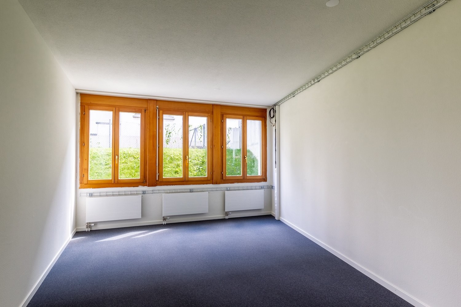 9m² office