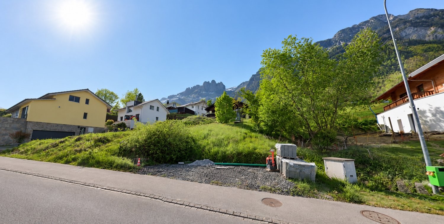 805m² building land, photo 3 of 4