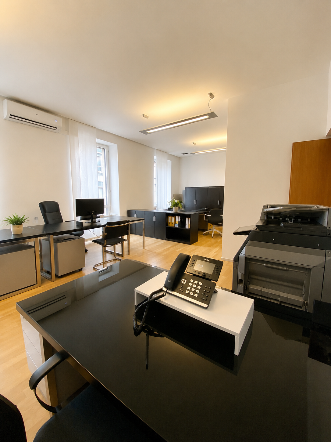 Office, photo 3 of 8