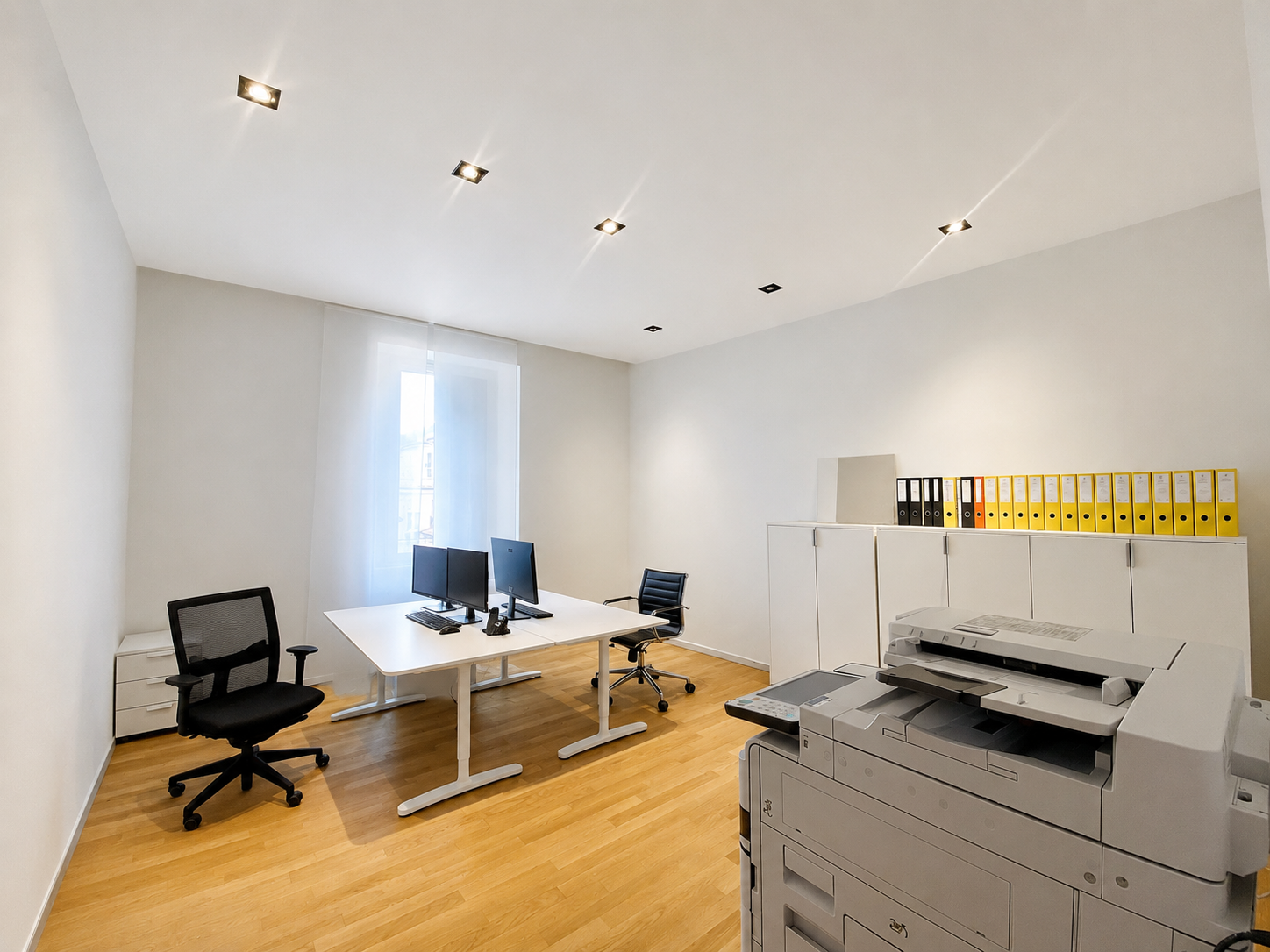 Office, photo 5 of 8