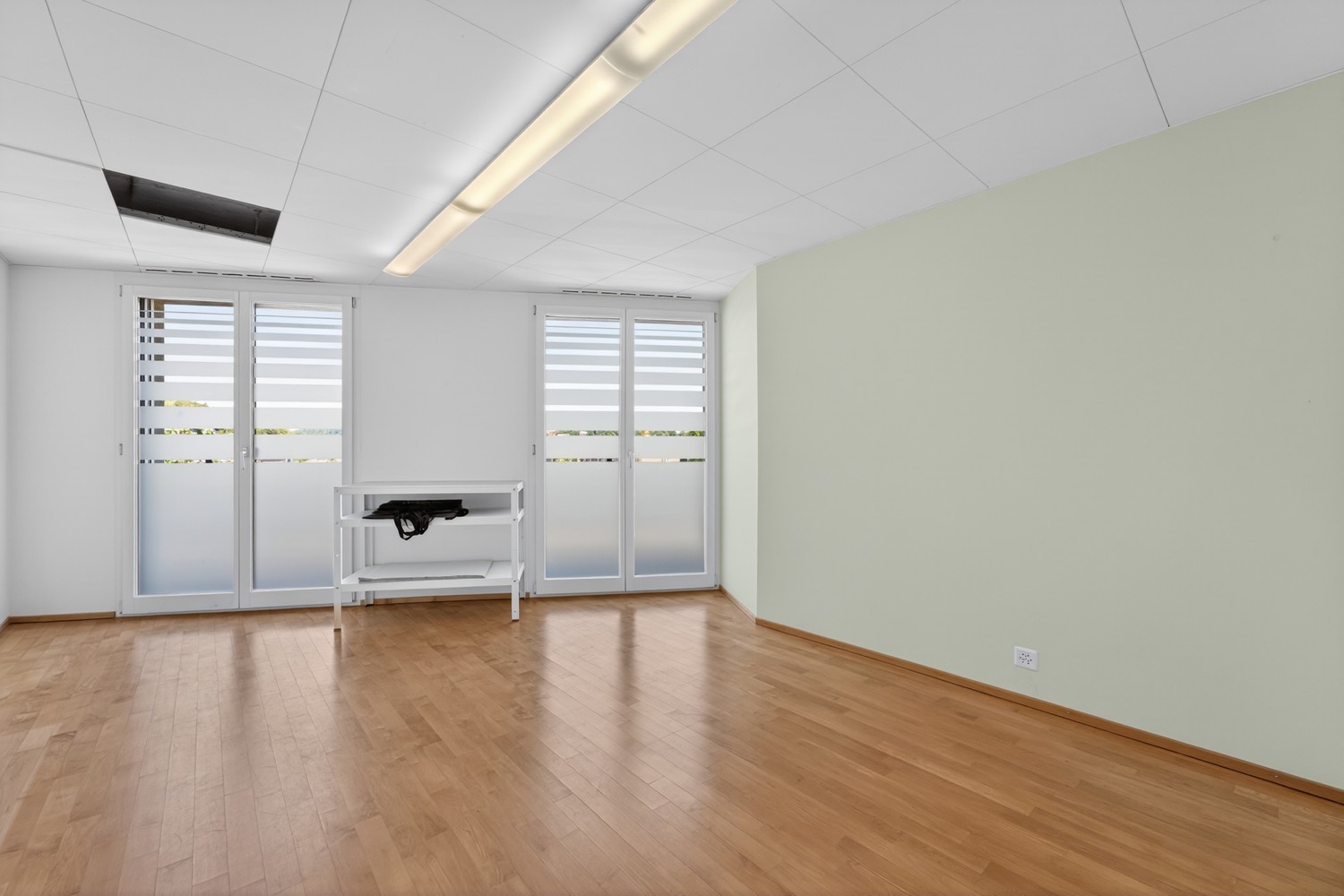 Office, photo 5 of 10