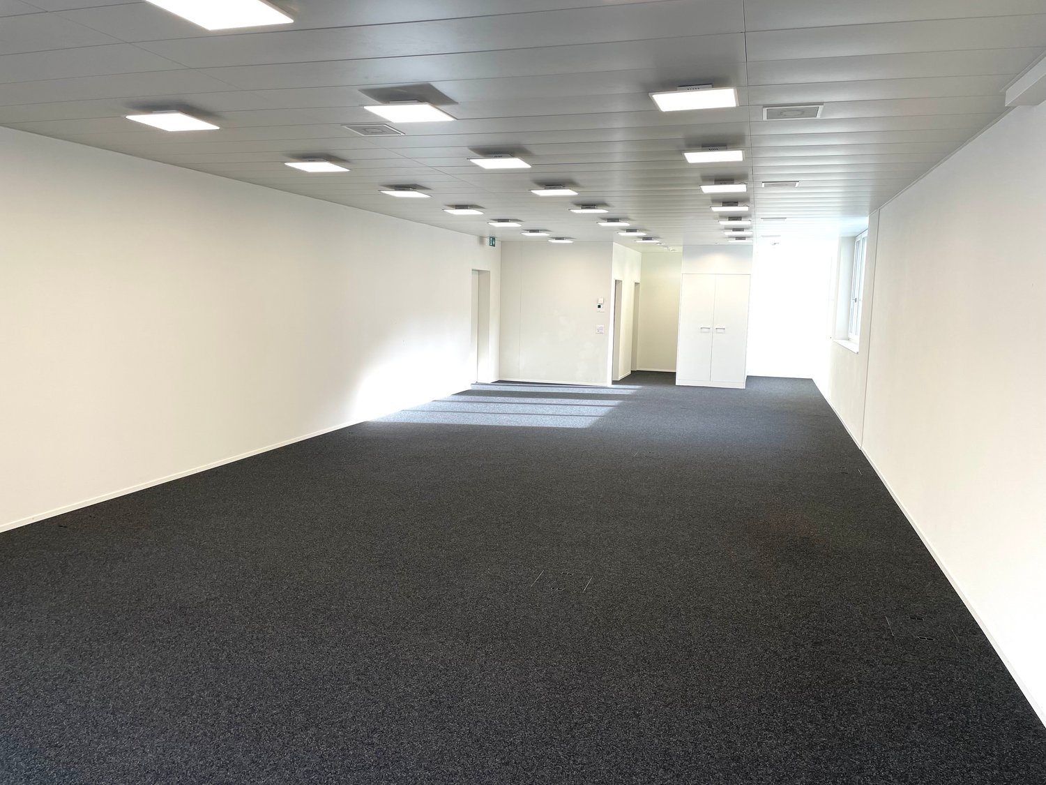 106m² office, photo 6 of 10