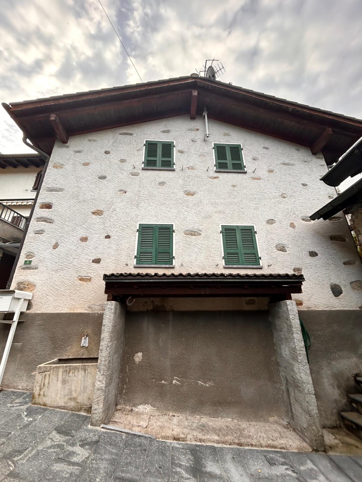 4 ½ Zimmer Einfamilienhaus, Foto 1 von 10