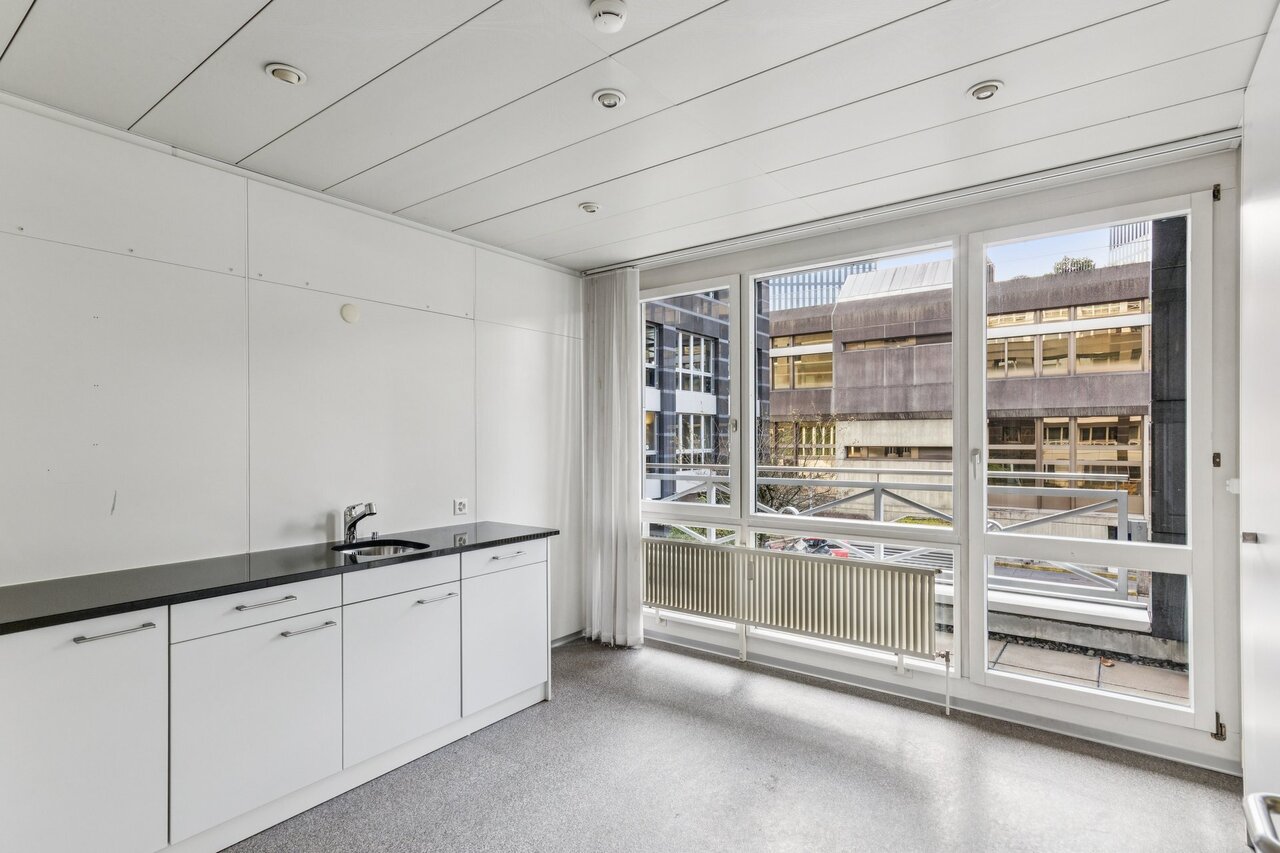 180m² office, photo 10 of 10