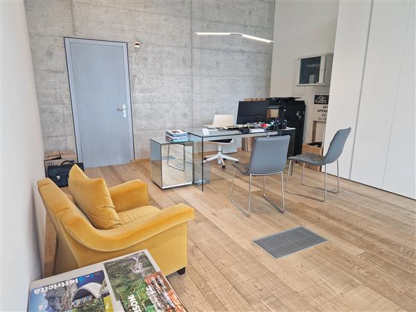Bureau, photo 2 sur 4