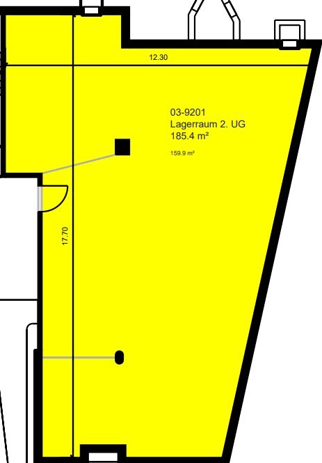250m² storage room