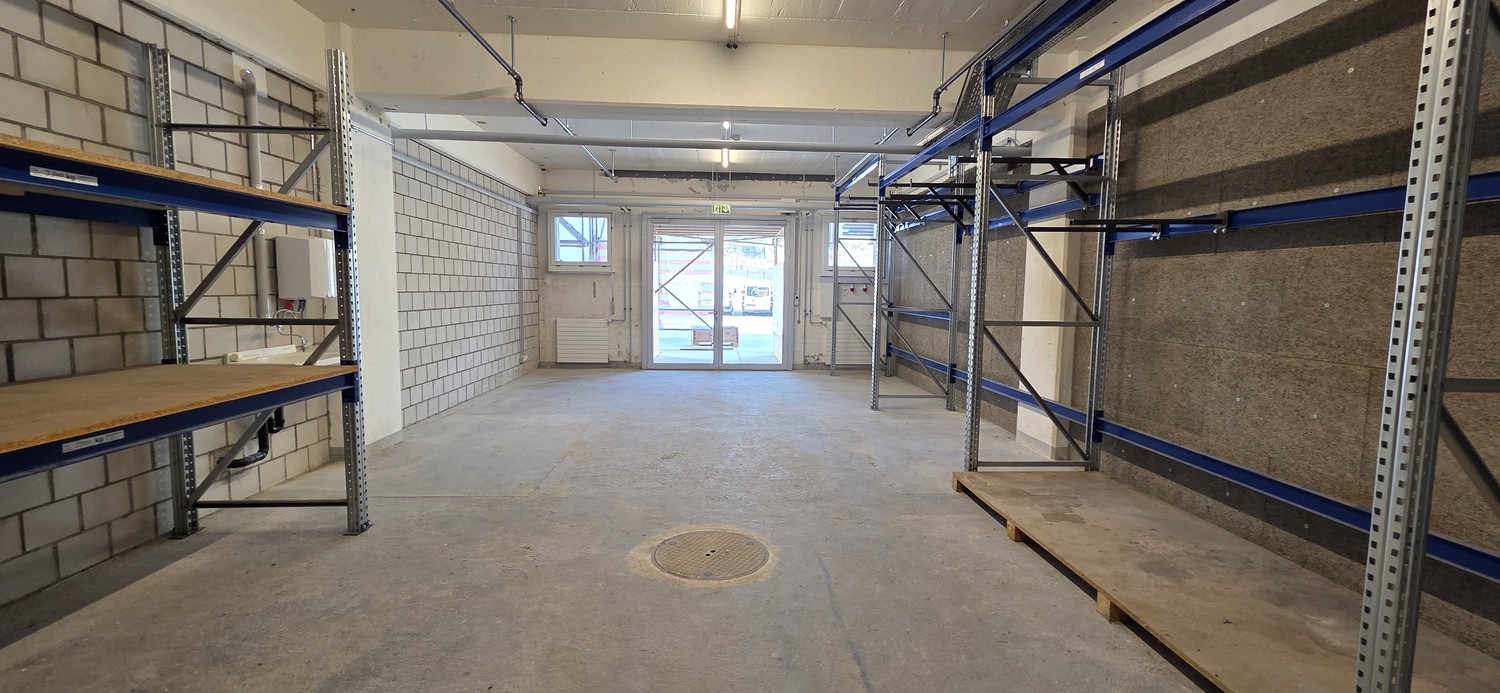 75m² commerciale