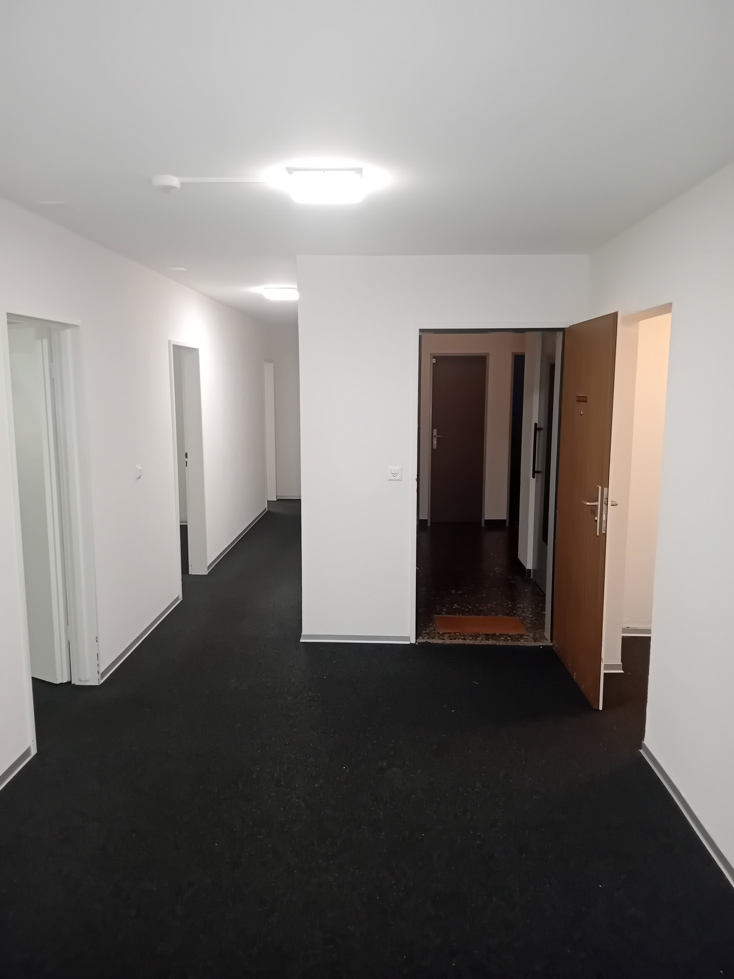 121m² office, photo 5 of 10