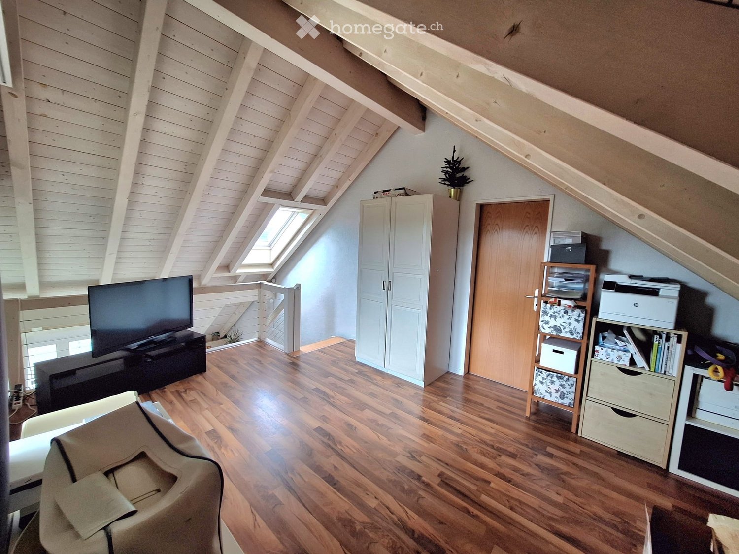 5 rooms apartment