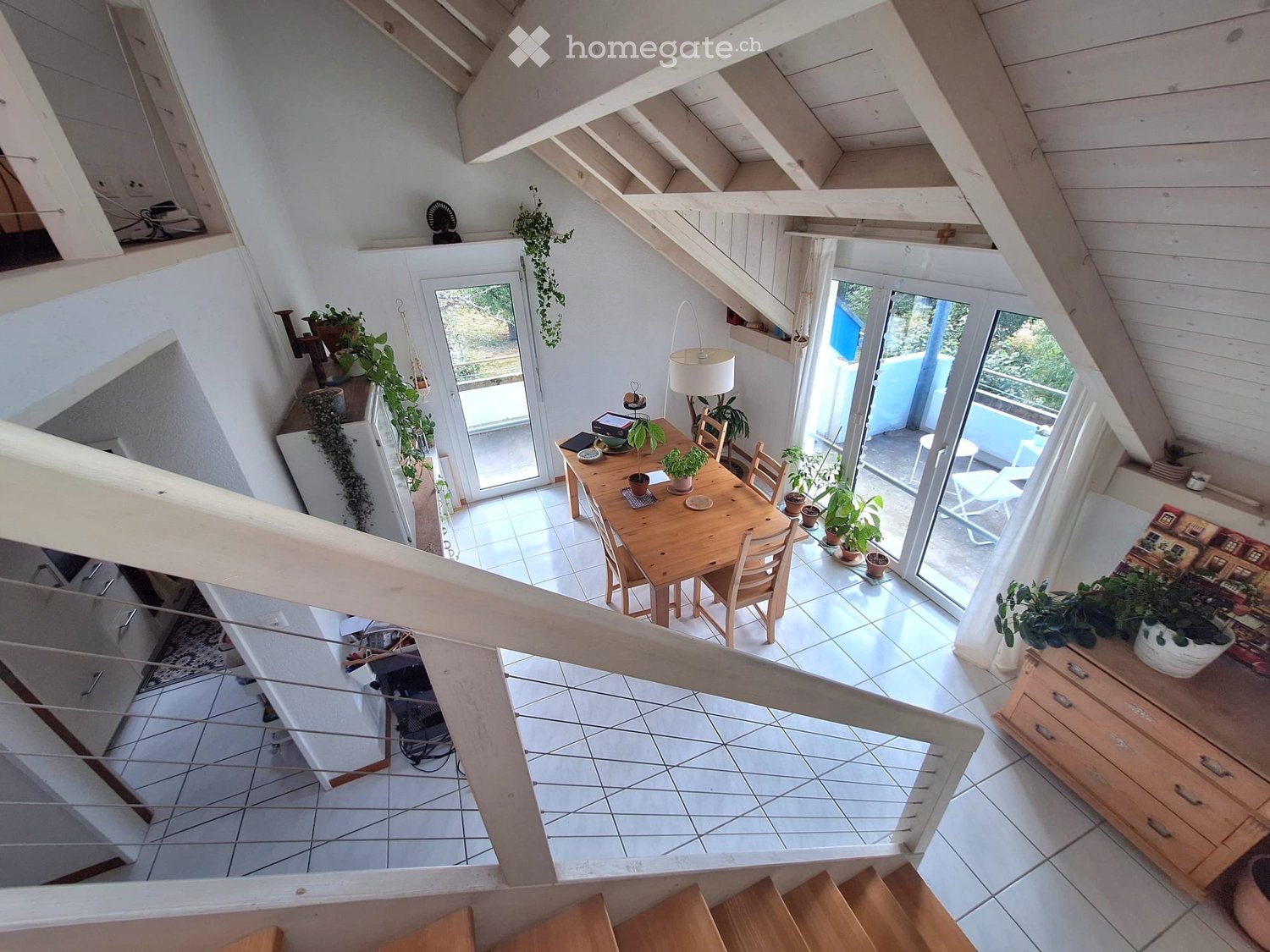 5 rooms apartment
