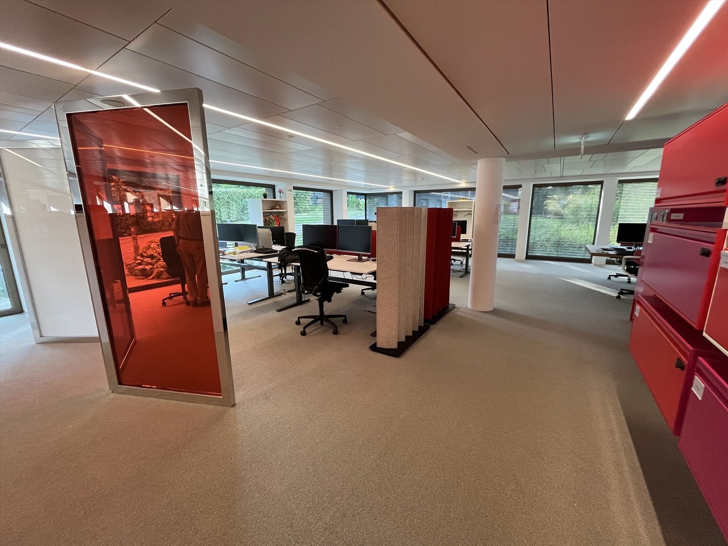 788m² office