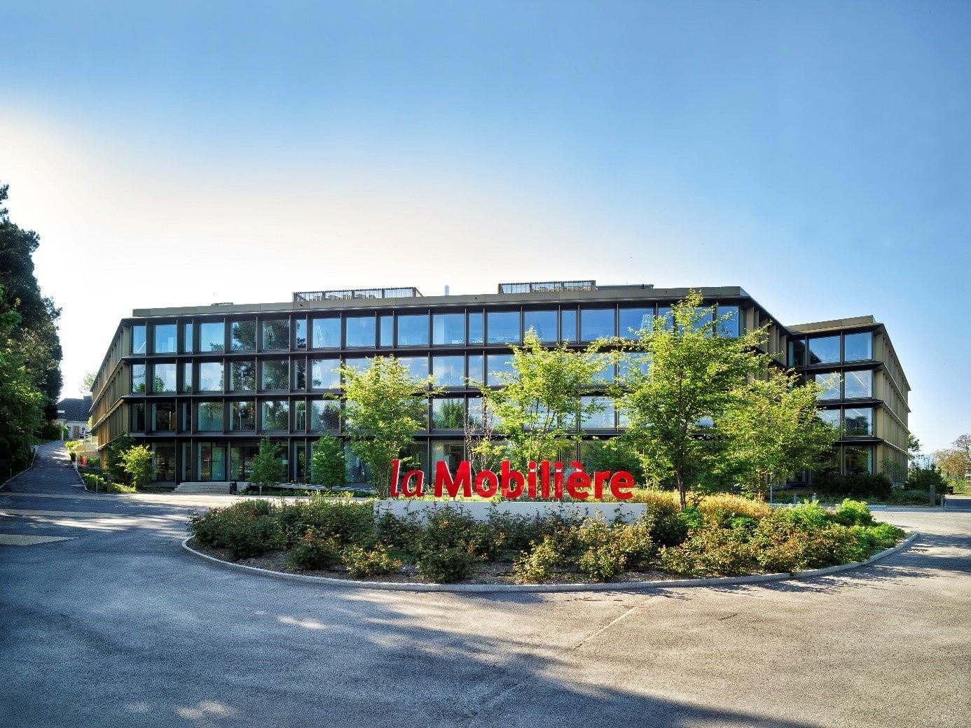 788m² office