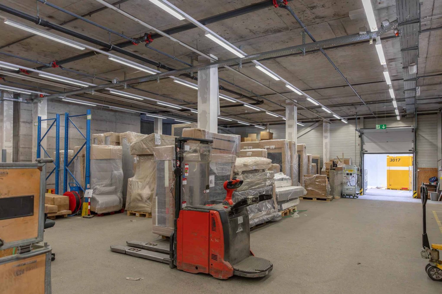 1500m² commercial, photo 1 of 10