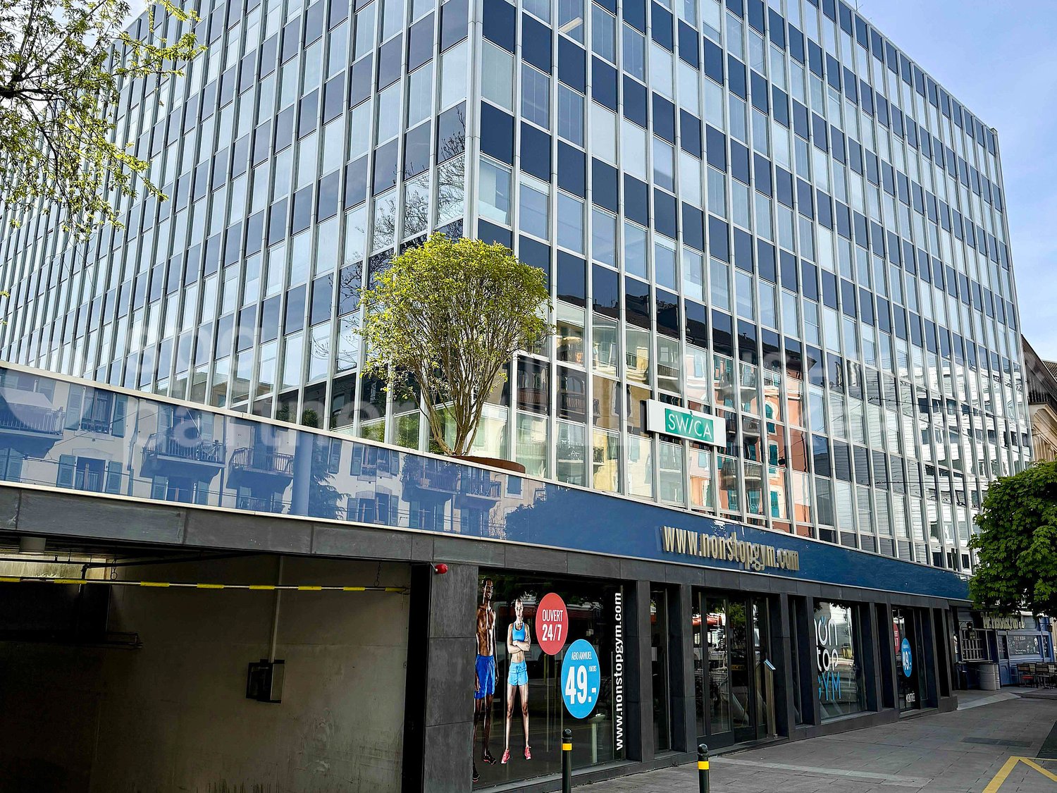 205m² office, photo 1 of 10