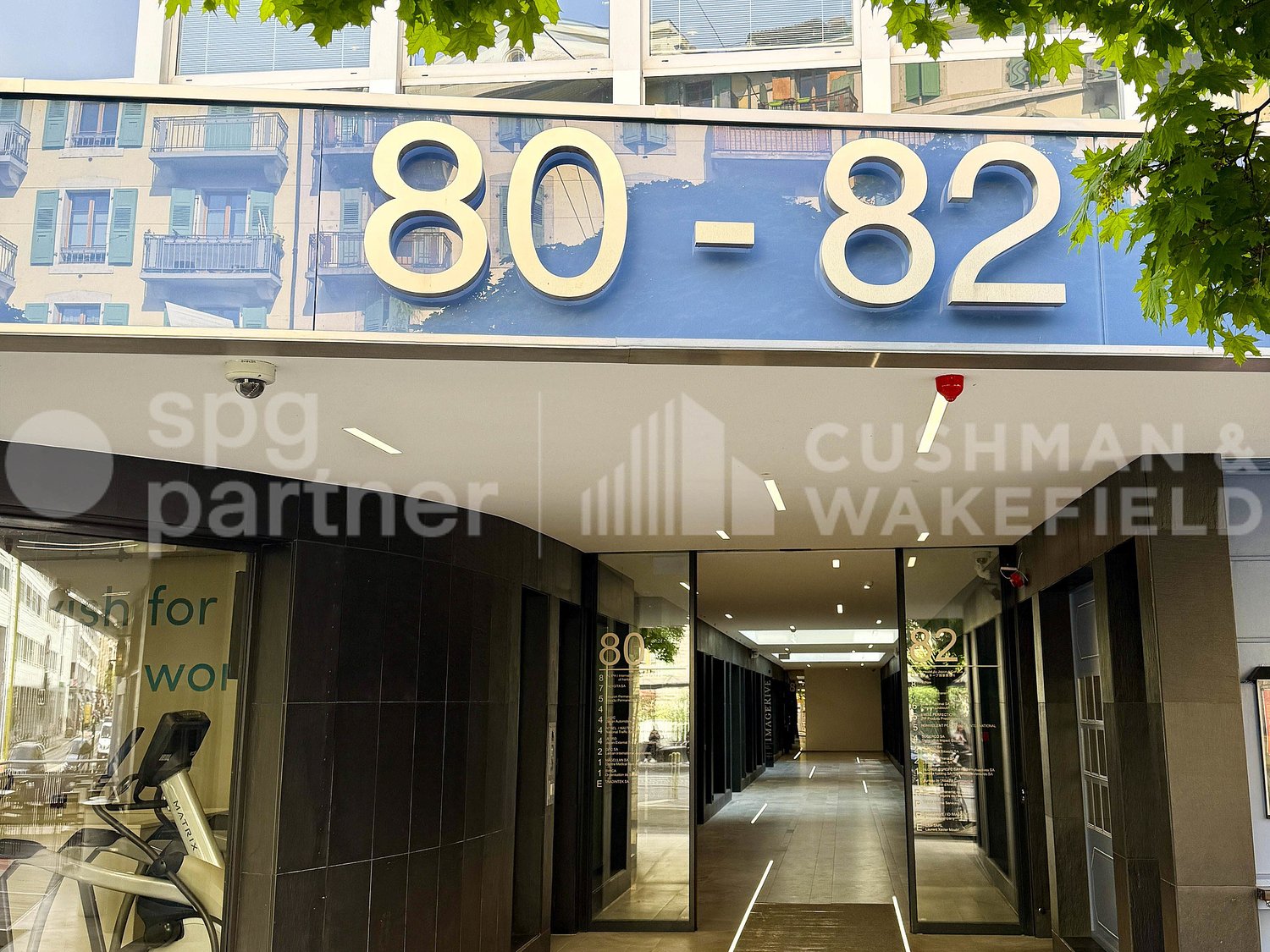 205m² office, photo 2 of 10