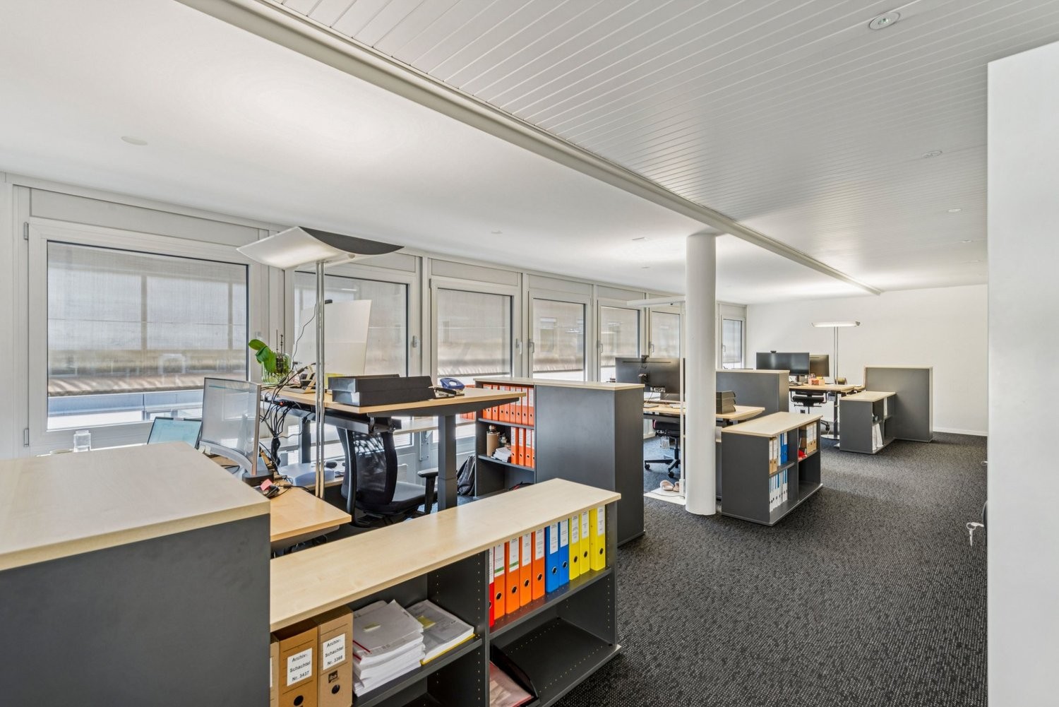 Office, photo 3 of 10