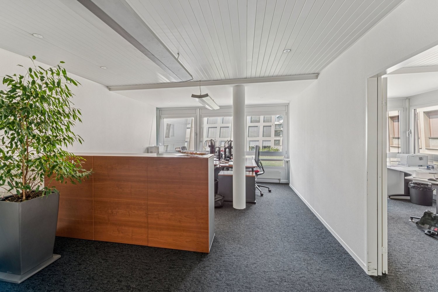 Office, photo 2 of 10
