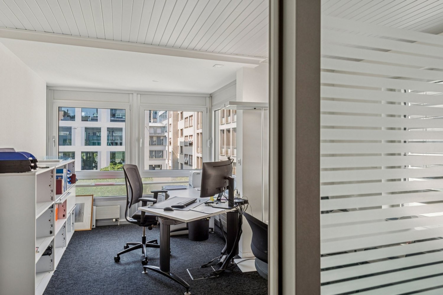 Office, photo 5 of 10