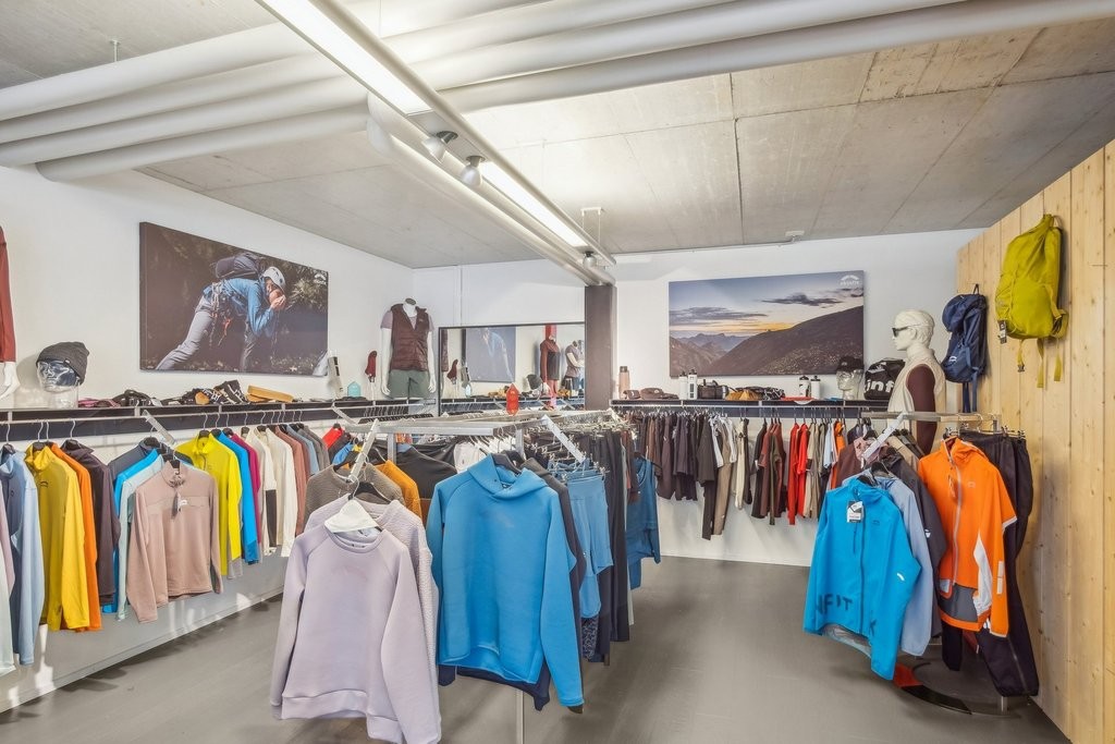 174m² commercial, photo 6 of 8