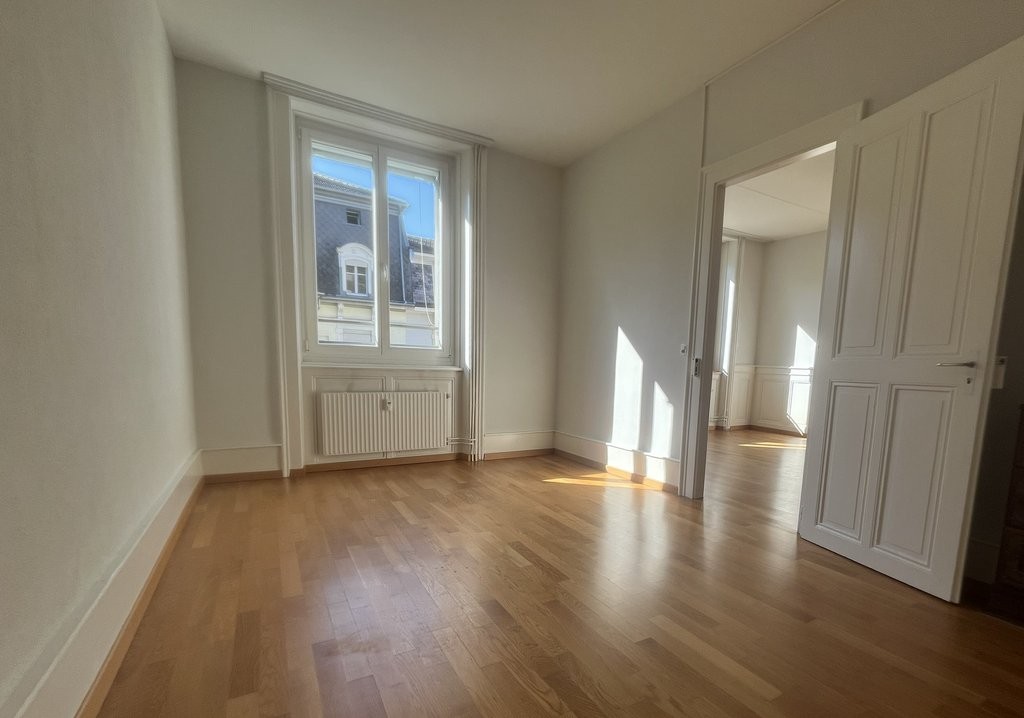 4 rooms apartment, photo 3 of 6