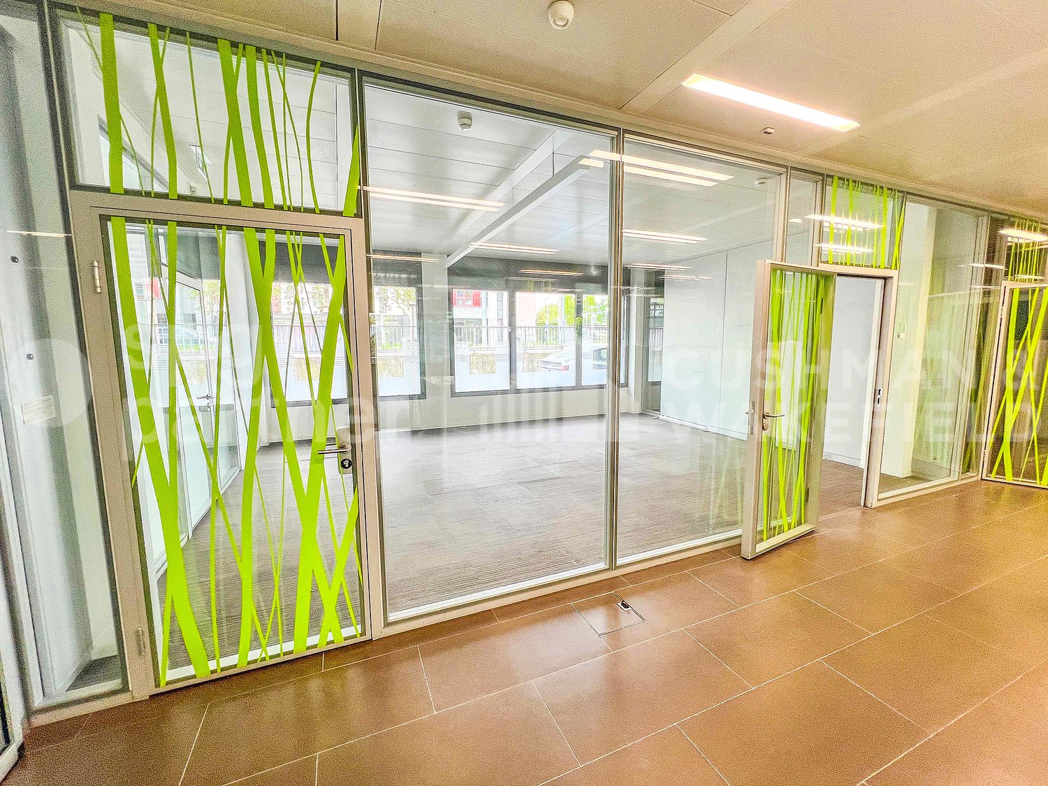 259m² office, photo 5 of 10