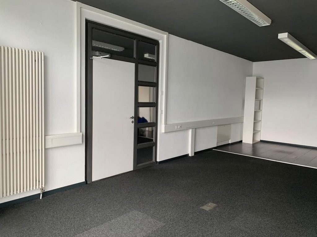 160m² commercial, photo 6 of 7