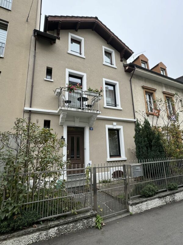 6 rooms row house
