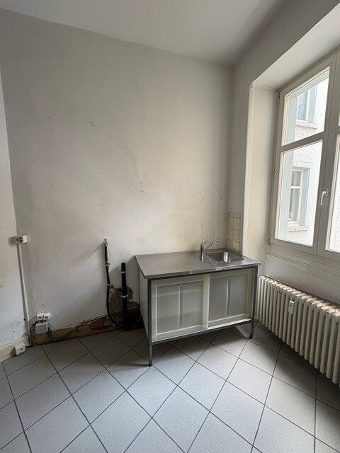 92m² negozio, foto 5 di 10