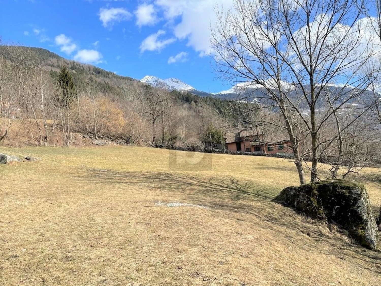 10267m² building land, photo 1 of 2