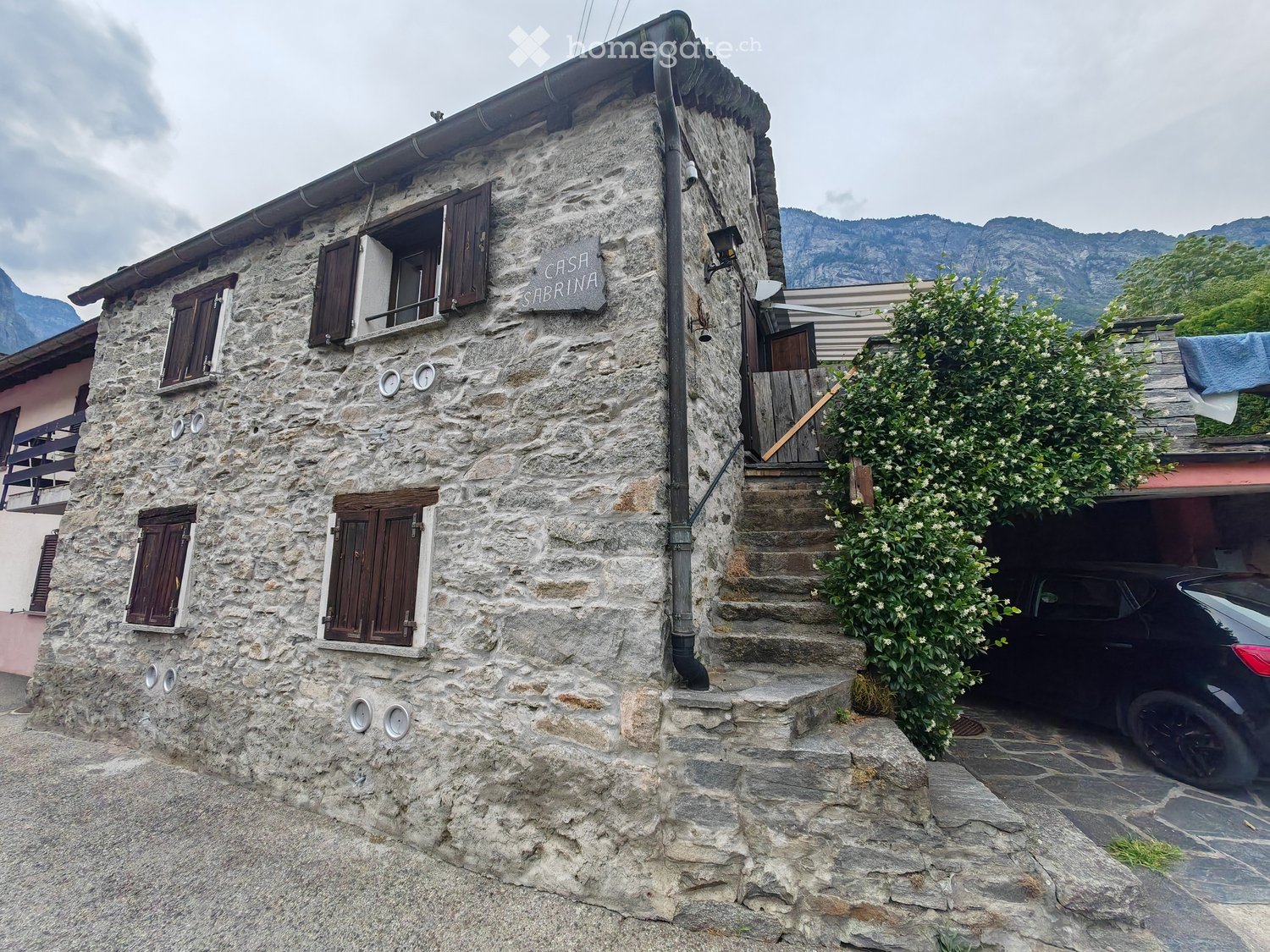 5 rooms single house