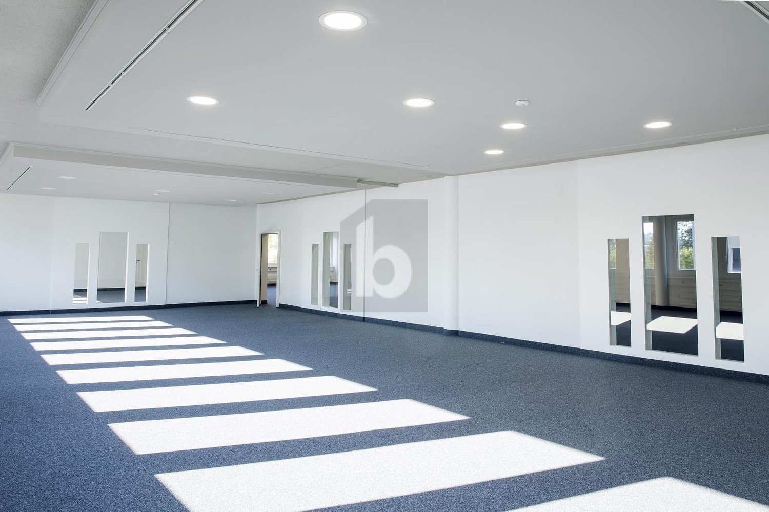 485m² office, photo 4 of 4