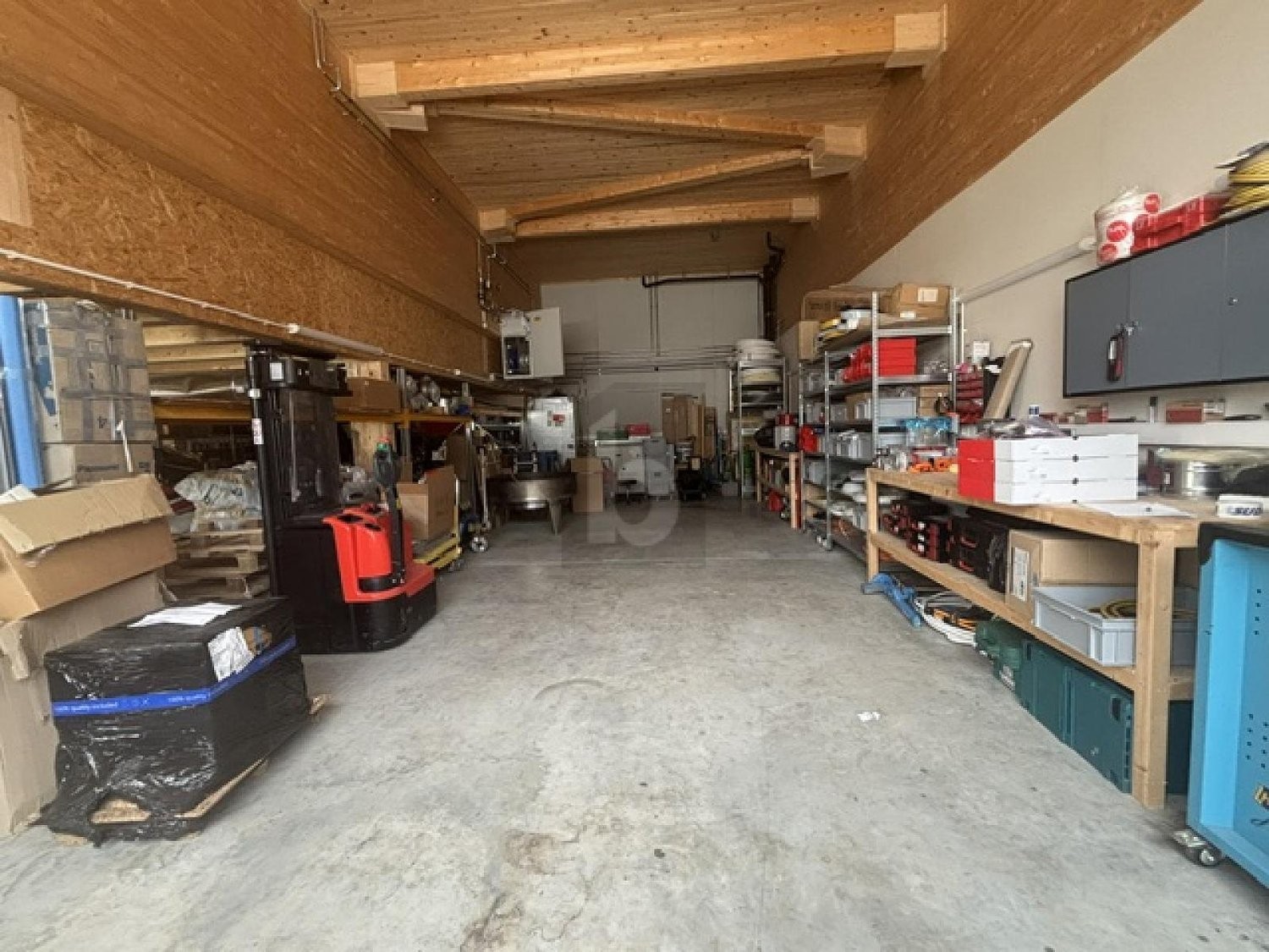 310m² office, photo 4 of 4