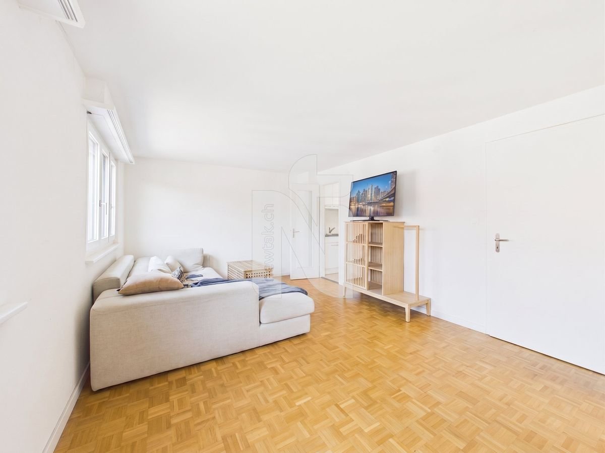 Appartamento di 2 ½ locali, foto 2 di 6