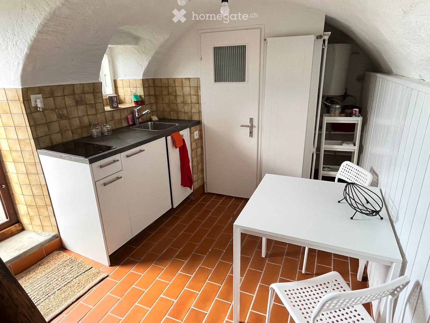 1 room single room