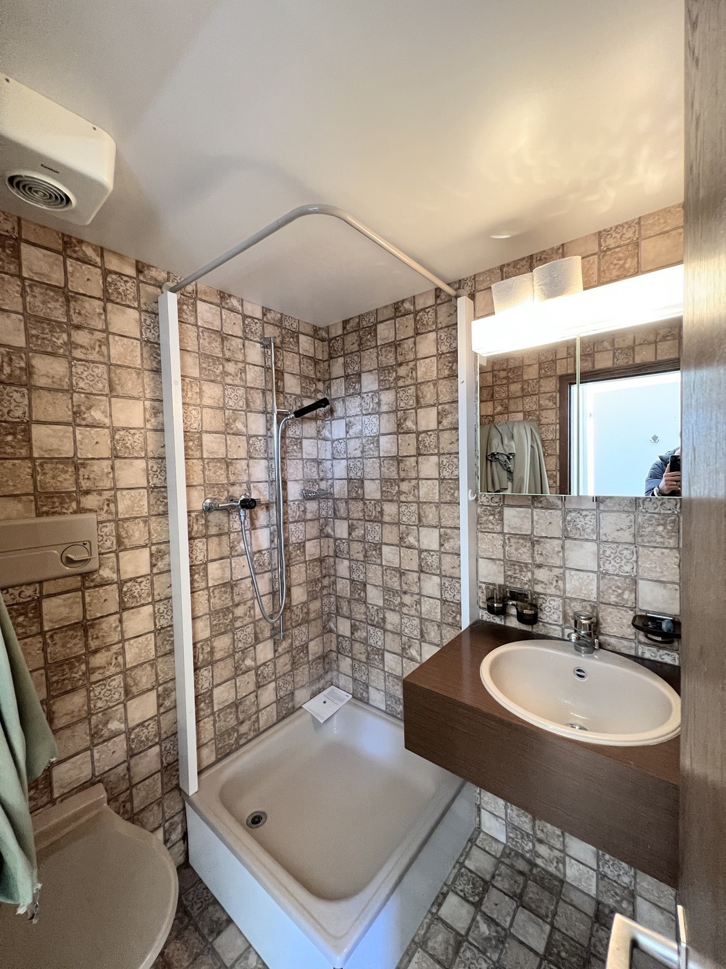 2 rooms terrace flat, photo 7 of 10