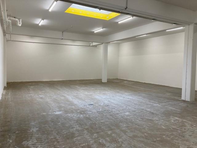 330m² di deposito