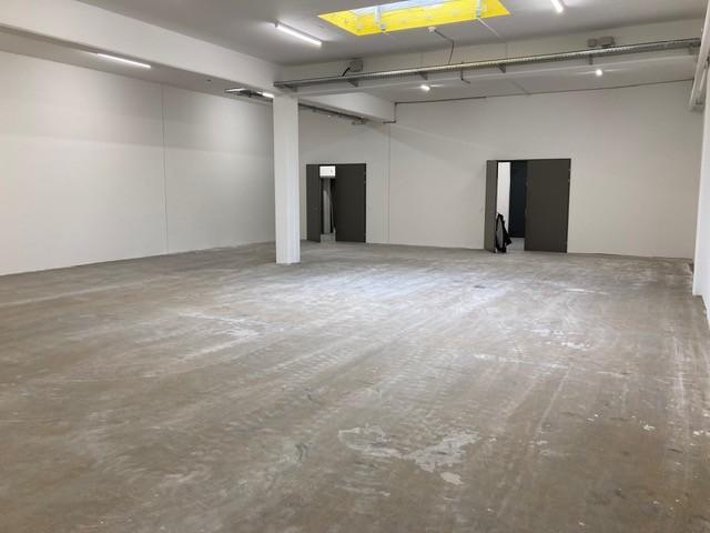330m² di deposito