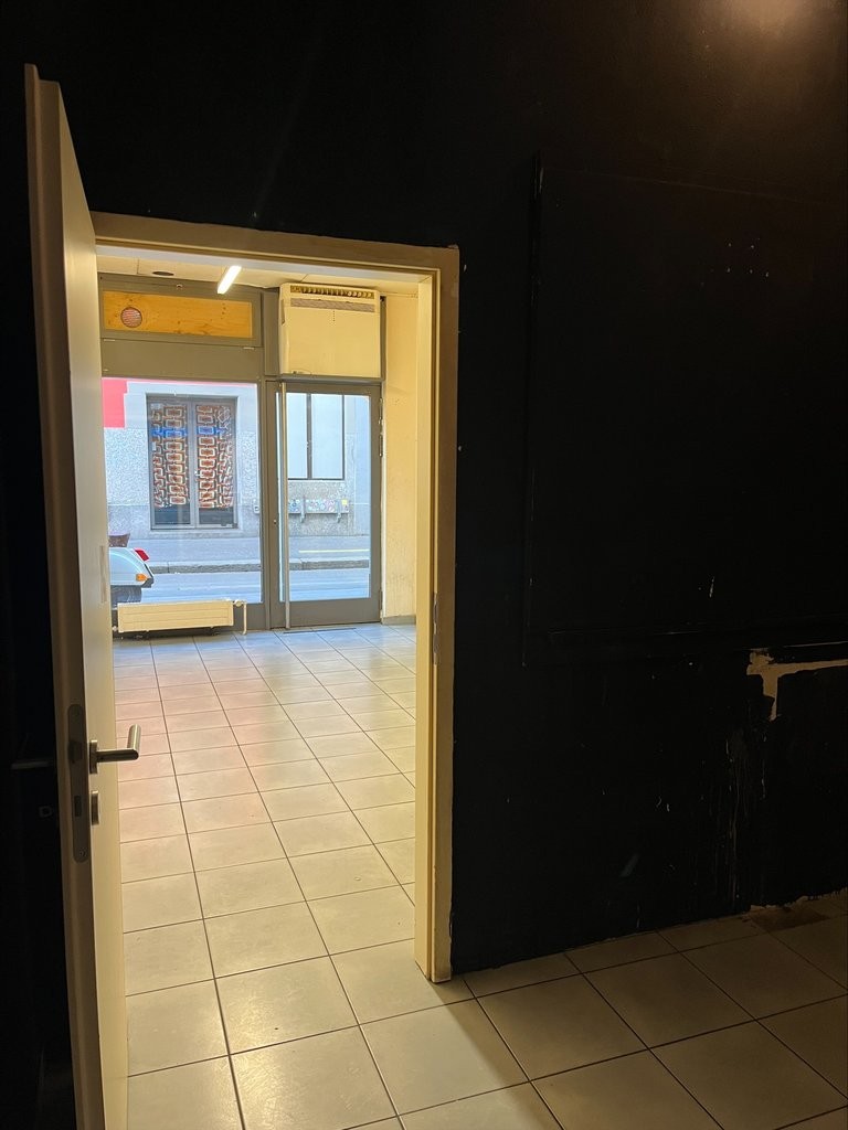 21m² shop, photo 6 of 6